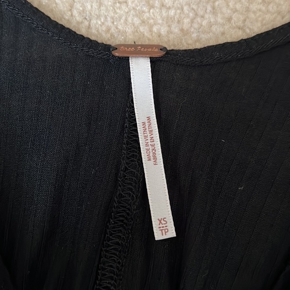 Free people criss cross tank top - Picture 2 of 3